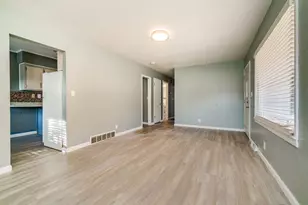 417 27th St, Rockford, IL 61108 - Photo 11