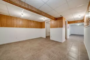 417 27th St, Rockford, IL 61108 - Photo 31