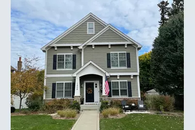 1028 S 5th Street, Saint Charles, IL 60174 - Photo 1