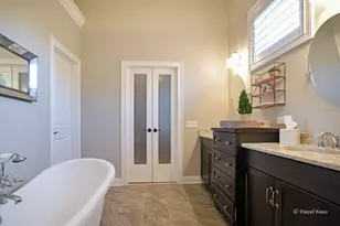 1028 S 5th St, Saint Charles, IL 60174 - Photo 19