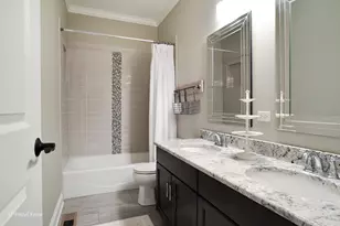 1028 S 5th St, Saint Charles, IL 60174 - Photo 21