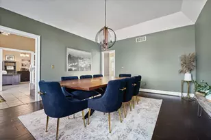 8 Stetson Dr, Bloomington, IL 61701 - Photo 9