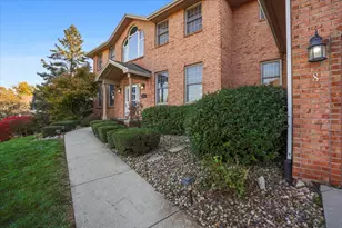 8 Stetson Dr, Bloomington, IL 61701 - Photo 31