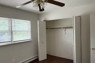 372 Yates Ave, Calumet City, IL 60409 - Photo 7