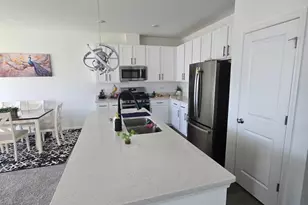 4277 Chelsea Mnr Cir, Aurora, IL 60504 - Photo 5