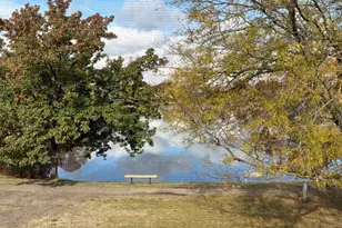 2148 Sunview Dr, Champaign, IL 61821 - Photo 7