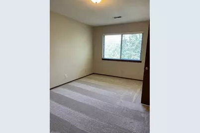 2148 Sunview Drive #2148, Champaign, IL 61821 - Photo 5