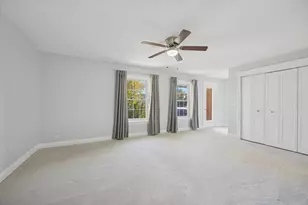 5731 Sutton Pl, Hinsdale, IL 60521 - Photo 9