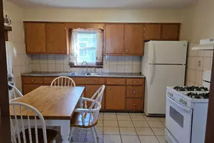 725 Chase Ave, Joliet, IL 60432 - Photo 9