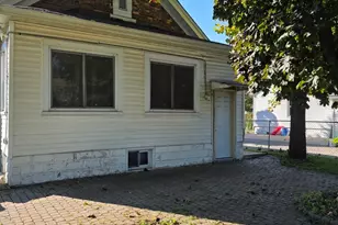 725 Chase Ave, Joliet, IL 60432 - Photo 15