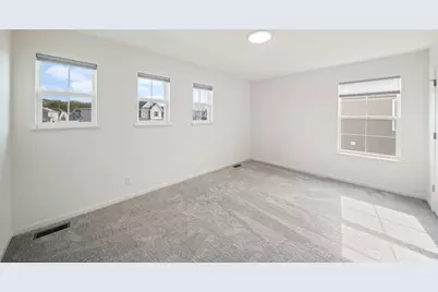 356 S Pointe Avenue, South Elgin, IL 60177 - Photo 17