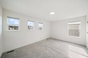 356 S Pointe Ave, South Elgin, IL 60177 - Photo 17