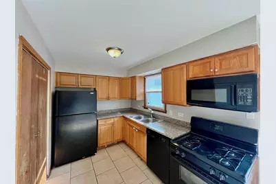 19202 Sherman Street, Lansing, IL 60438 - Photo 5