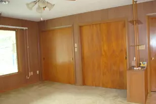 522 N 3rd St, Cissna Park, IL 60924 - Photo 11