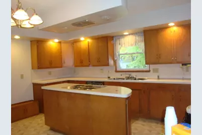 522 N Third Street, Cissna Park, IL 60924 - Photo 7