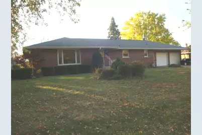 522 N Third Street, Cissna Park, IL 60924 - Photo 1