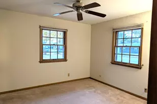 2220 Mayflower St, Aurora, IL 60506 - Photo 5