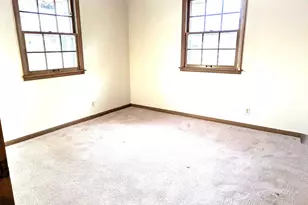 2220 Mayflower St, Aurora, IL 60506 - Photo 7