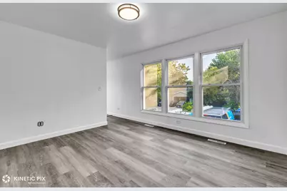 18888 W Oak Avenue #B, Mundelein, IL 60060 - Photo 5