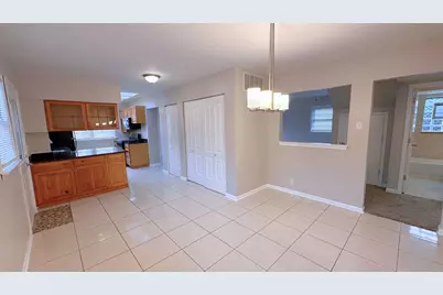 3125 W Whipple Drive, Merrionette Park, IL 60803 - Photo 7