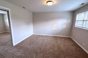 3125 W Whipple Dr, Merrionette Park, IL 60803 - Photo 19