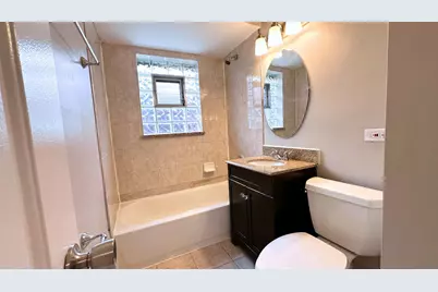 3125 W Whipple Drive, Merrionette Park, IL 60803 - Photo 9