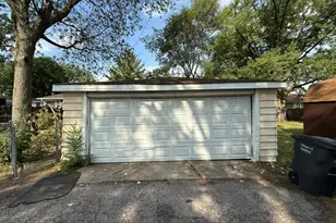 17925 Walter St, Lansing, IL 60438 - Photo 21