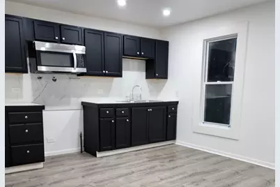 [Address not provided], Elgin, IL 60120 - Photo 5