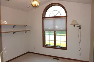 3 Delmar Dr, Clifton, IL 61727 - Photo 31