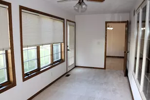 3 Delmar Dr, Clifton, IL 61727 - Photo 13