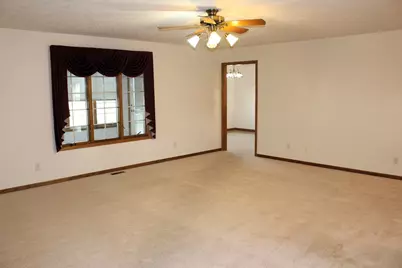 3 Delmar Drive, Clifton, IL 61727 - Photo 17