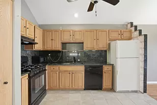 1452 Fox Hound Trail, Beecher, IL 60401 - Photo 5