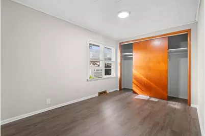 233 Wildwood Drive, Round Lake Beach, IL 60073 - Photo 7