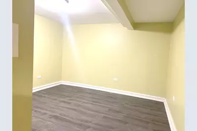 8227 S Avalon Avenue, Chicago, IL 60619 - Photo 15