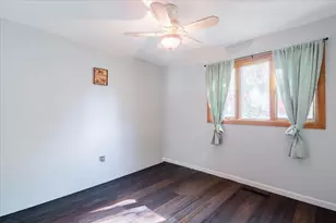 310 Rowe Dr, Bloomington, IL 61701 - Photo 23