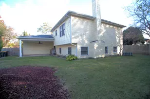1210 Lorelei Dr, Zion, IL 60099 - Photo 25