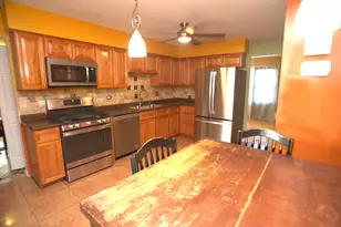 1210 Lorelei Dr, Zion, IL 60099 - Photo 7