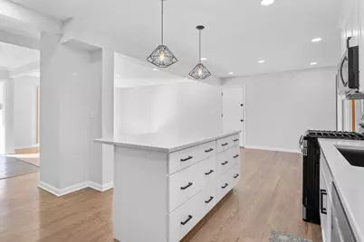 2516 Highcrest Road, Rockford, IL 61107 - Photo 5