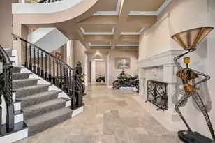 1890 Robinwood Ln, Riverwoods, IL 60015 - Photo 5