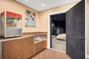 1890 Robinwood Ln, Riverwoods, IL 60015 - Photo 39