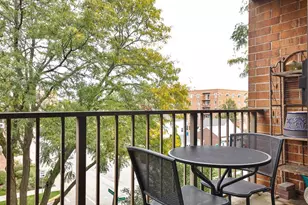 1389 Perry St, Des Plaines, IL 60016 - Photo 7