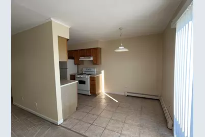 1120 Copperfield Lane #E, Schaumburg, IL 60193 - Photo 3