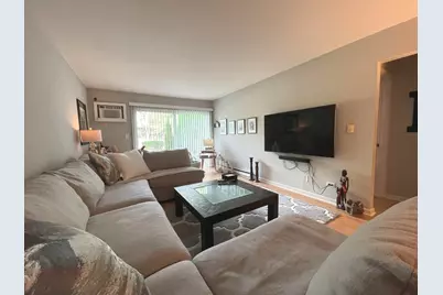 832 E Old Willow Road #106, Prospect Heights, IL 60070 - Photo 5