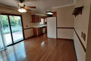 8N601 Stevens Rd, Elgin, IL 60124 - Photo 7