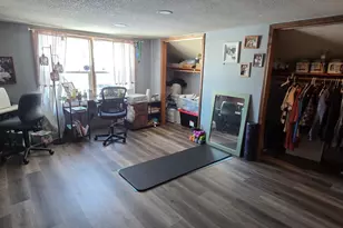 404 N Main St, Coleta, IL 61081 - Photo 5