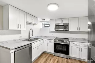 5056 N Mont Clare Ave, Chicago, IL 60656 - Photo 21