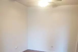 277 Shorewood Dr, Glendale Heights, IL 60139 - Photo 5