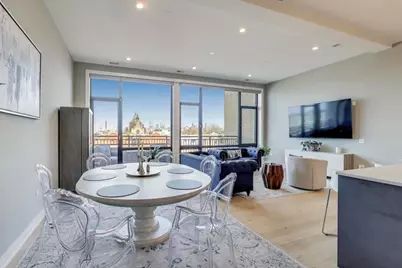 2405 W Iowa Street #405, Chicago, IL 60622 - Photo 5