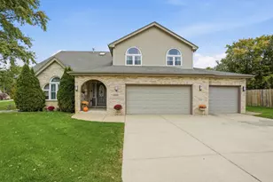 11254 192nd St, Mokena, IL 60448 - Photo 1