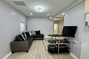 13226 S Houston Ave, Chicago, IL 60633 - Photo 7